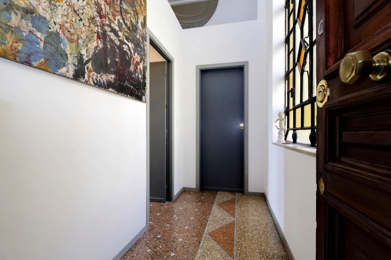 Art View Apartment